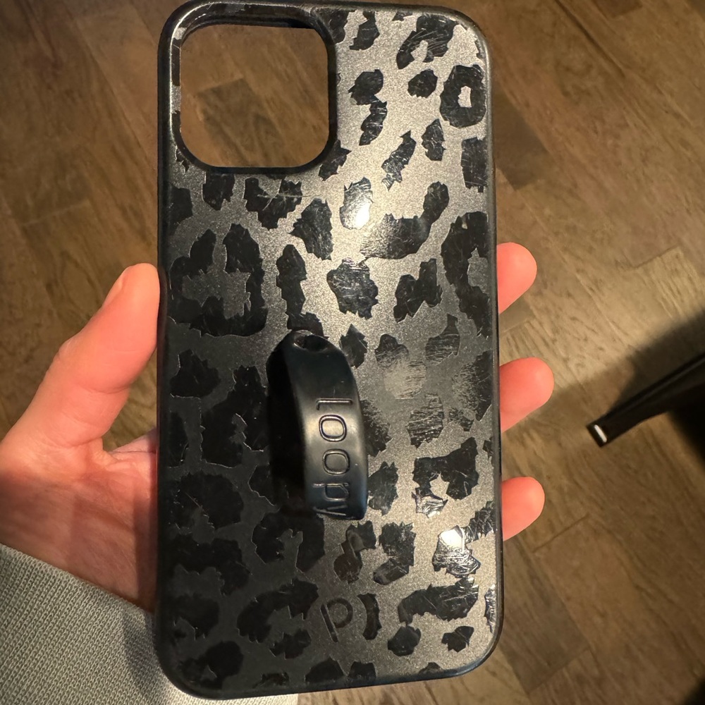 Loopy Case Black Leopard Phone Case